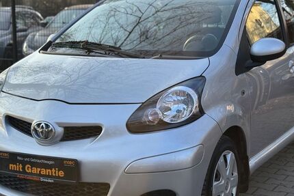 Toyota Aygo (X) 80.930 km 3.899 &euro; Berlin 12347