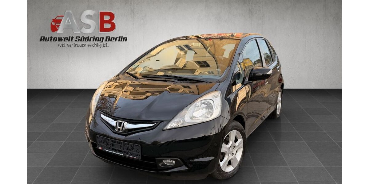 Honda Jazz 174.000 km 6.799 &euro; Berlin 12055