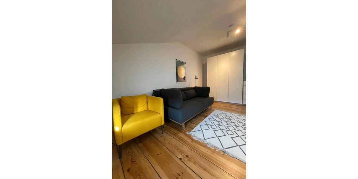 Dachgeschoßwohnung Potsdam Berliner Vorstadt - 2 Zimmer, 45 m&sup2;, 1.100&euro; | Angebot:26454487