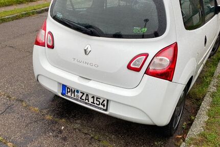 Renault Twingo 136.000 km 2.950 € Berlin 13051