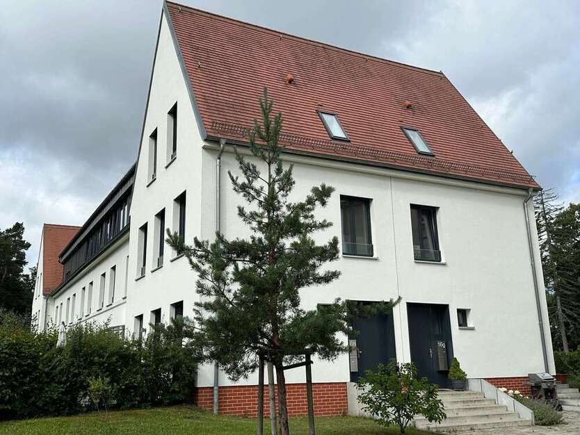 Haus zum Mieten in Königs Wusterhausen 1.300 € 107.47 m²