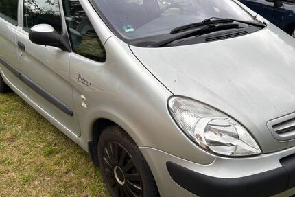 Citroen Xsara Picasso 88.000 km 1.990 &euro; Oberkrämer 16727