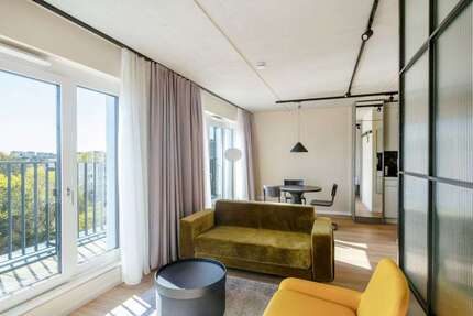 Wohnung Berlin Charlottenburg-Wilmersdorf - 1 Zimmer, 38 m&sup2;, 2.455&euro; | Angebot:26399429