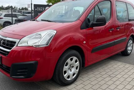 Peugeot Partner 119.000 km 8.990 &euro; Wildau 15745