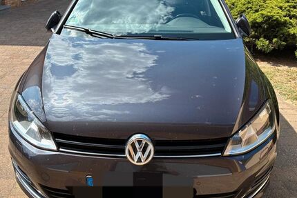 VW Golf 156.000 km 9.400 &euro; Potsdam 14469