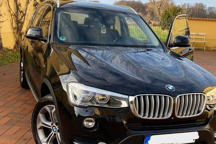 BMW X3 208.000 km 13.900 &euro; Schönefeld 12529