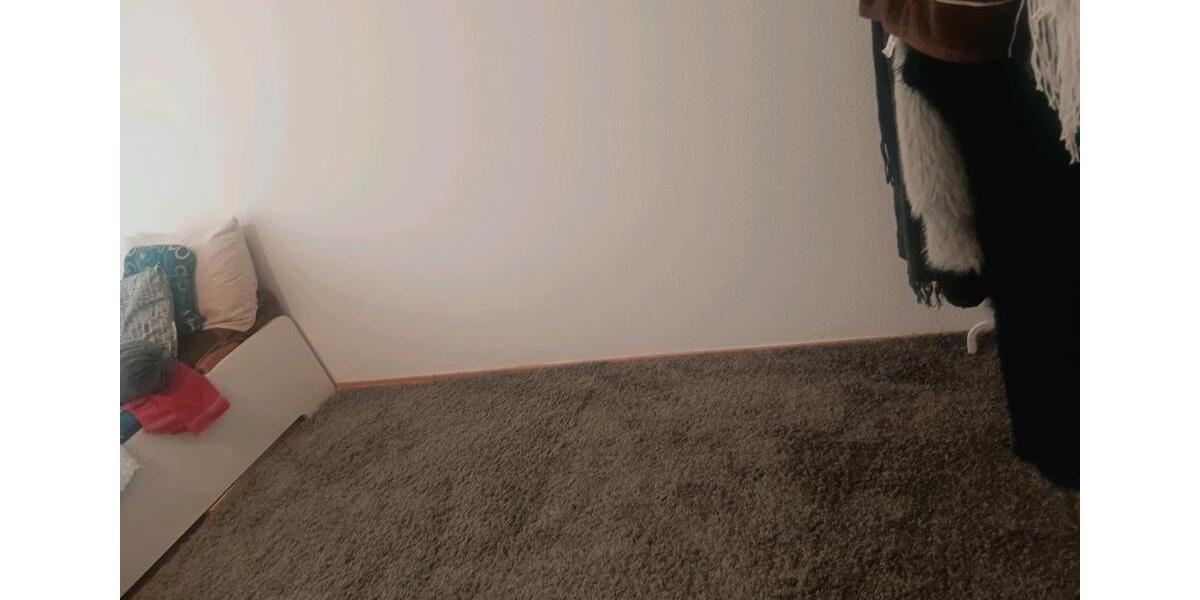 Etagenwohnung Berlin Lichtenberg - 3 Zimmer, 76 m&sup2;, 550&euro; | Angebot:27568685