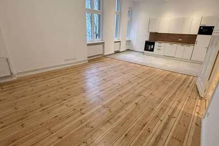 Wohnung zum Mieten in Berlin 1.994 € 109 m² 3 zimmer
