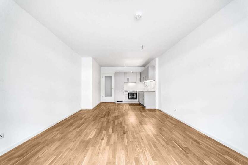Wohnung zum Mieten in Berlin 1.680,44 € 84.16 m²
