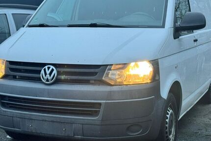 VW T5 Transporter 230.000 km 5.900 &euro; Berlin 12353