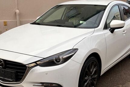 Mazda 3 220.000 km 7.350 &euro; Berlin 13359