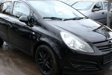 Opel Corsa 132.000 km 3.699 &euro; Berlin 13057