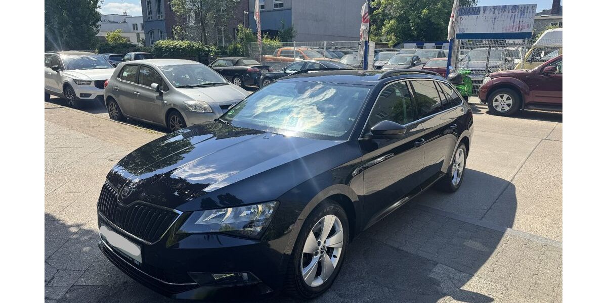 Skoda Superb 154.000 km 12.900 &euro; Berlin 12359