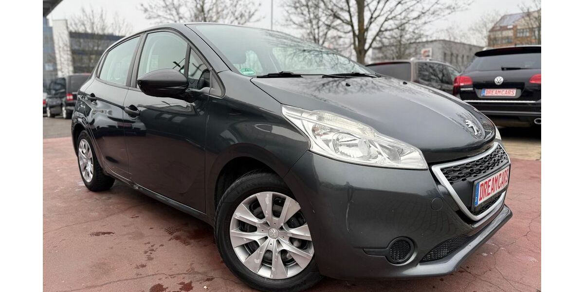 Peugeot 208 133.000 km 3.490 &euro; berlin 12681