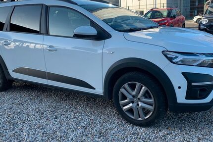 Dacia Jogger 10.930 km 15.999 &euro; Berlin-Spandau 13597
