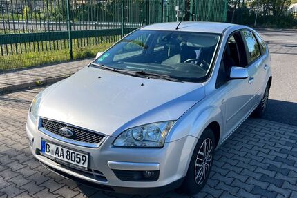 Ford Focus 70.200 km 2.400 &euro; Berlin 13597