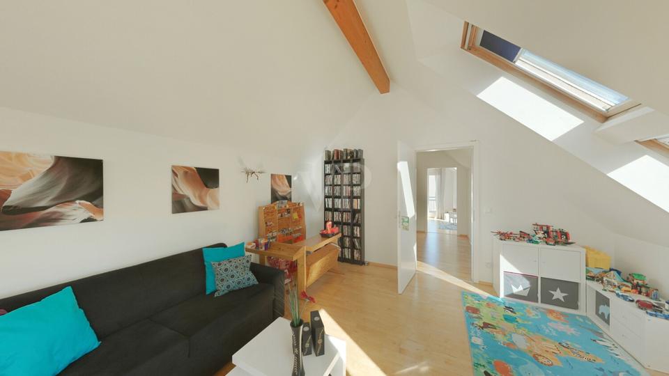Doppelhaushälfte Kleinmachnow - 5.5 Zimmer, 193 m&sup2;, 3.250&euro; | Angebot:26434343