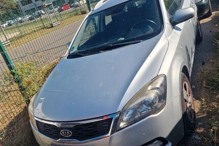 Kia ceed Sportswagon 220.000 km 1.600 &euro; Potsdam 14478