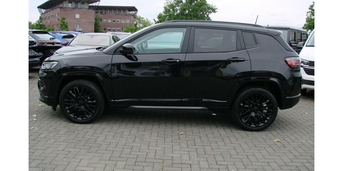 Jeep Compass 1.5 Red-Edition Mild-Hybrid ACC LED Kamera 29.532 km 23.980 &euro; Falkensee 14612