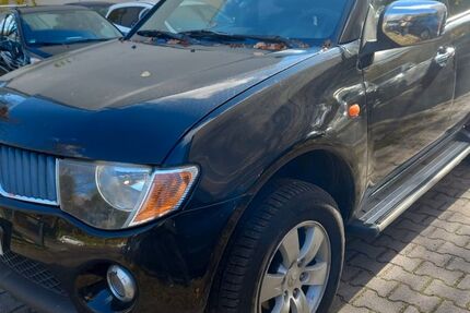 Mitsubishi L200 186.500 km 7.490 € Berlin-Mariendorf 12109