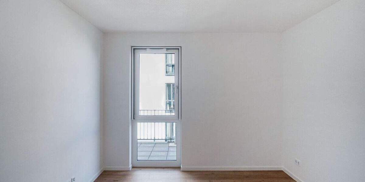 Etagenwohnung Berlin Siemensstadt - 4 Zimmer, 125 m&sup2;, 1.900&euro; | Angebot:25803179