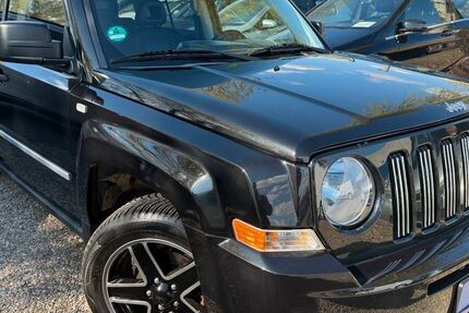 Jeep Patriot 98.452 km 8.790 &euro; Berlin 13089