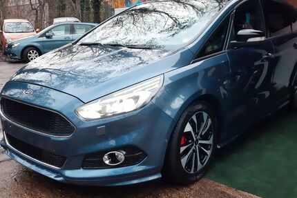 Ford S-Max 134.000 km 17.950 &euro; Berlin 12247