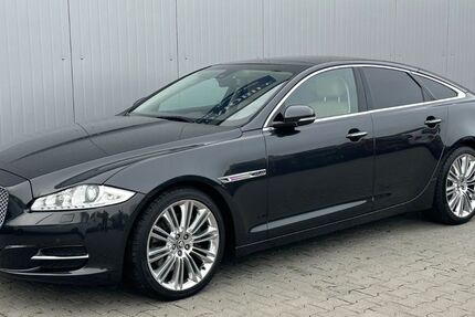 Jaguar XJ 88.769 km 24.999 € Berlin 13055