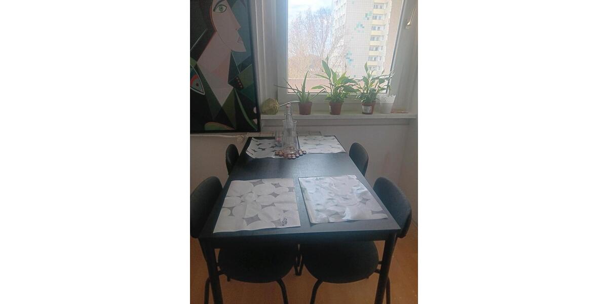 Etagenwohnung Berlin Lichtenberg - 3 Zimmer, 76 m&sup2;, 550&euro; | Angebot:27568685