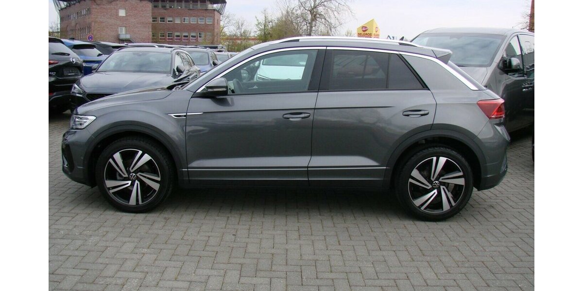 VW T-Roc 1.5TSi R-Line BMT IQ-Light ACC AHK Digital C 11.011 km 29.980 &euro; Falkensee 14612