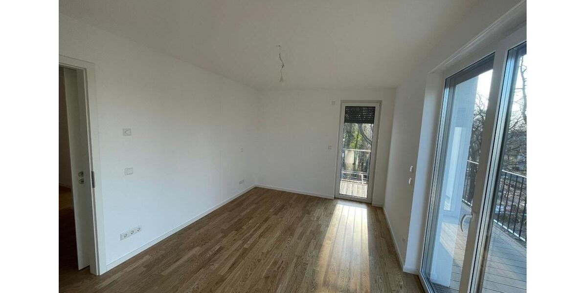 Einfamilienhaus Berlin Pankow - 3 Zimmer, 121 m&sup2;, 2.200&euro; | Angebot:26113542