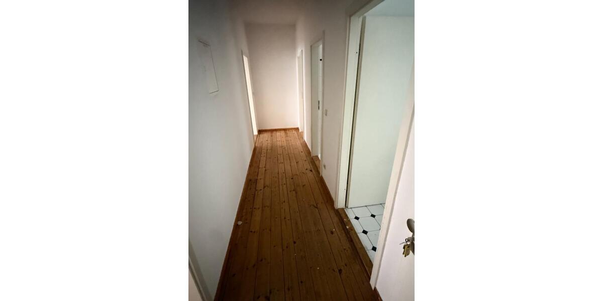 Hochparterre Berlin Lichtenberg - 3 Zimmer, 66 m&sup2;, 980&euro; | Angebot:25285079