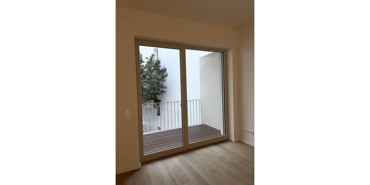 Etagenwohnung Berlin Neukölln - 2 Zimmer, 34 m&sup2;, 1.140&euro; | Angebot:26586442