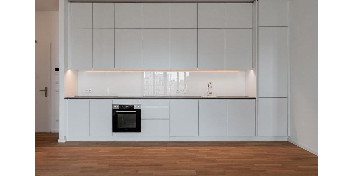 Etagenwohnung Berlin Tempelhof-Schöneberg - 2 Zimmer, 81 m&sup2;, 2.091&euro; | Angebot:26137074