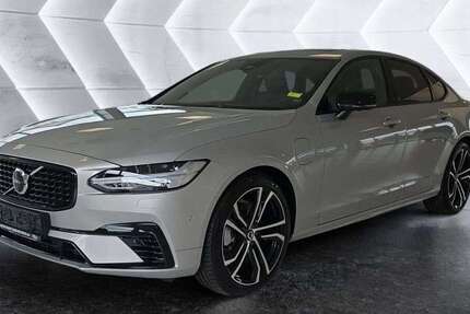 Volvo S90 17.938 km 43.780 € Berlin 12683