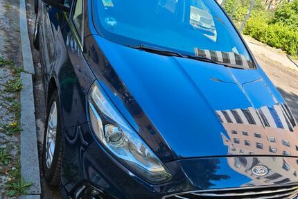 Ford S-Max 197.000 km 16.200 &euro; Berlin 12053