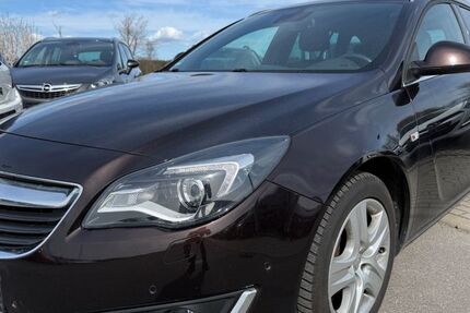 Opel Insignia 236.000 km 5.800 &euro; Wildau 15745