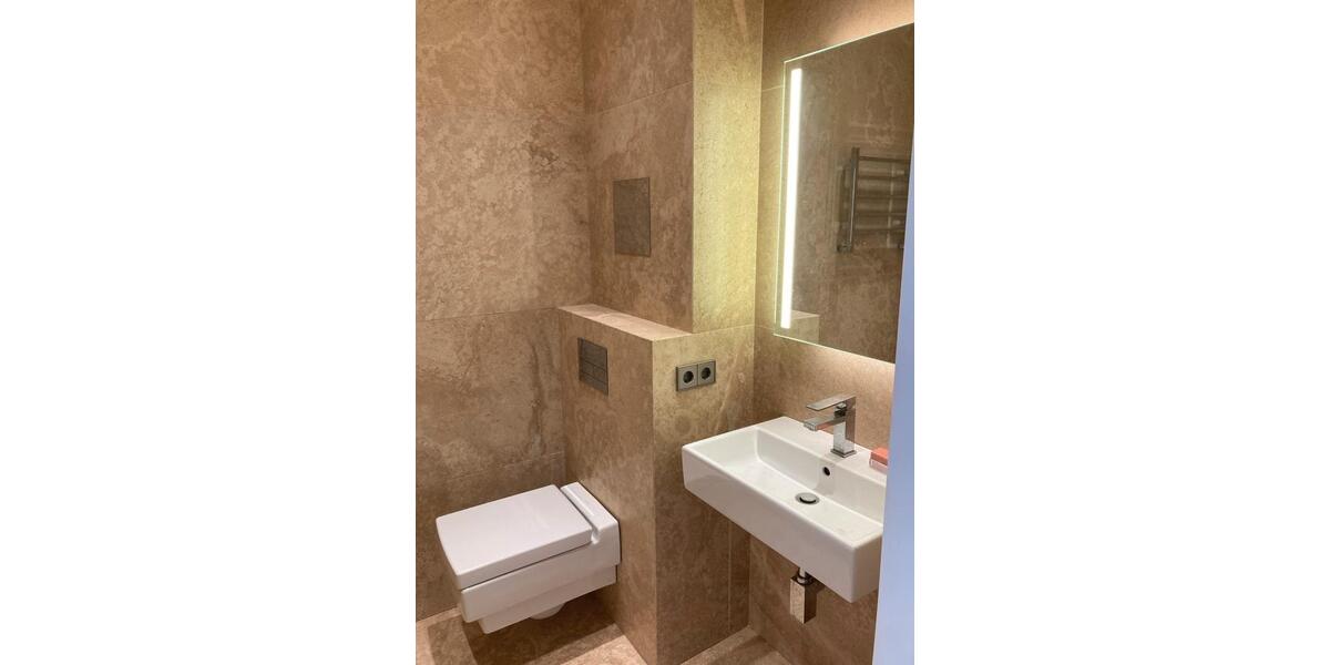 Dachgeschoßwohnung Berlin Steglitz-Zehlendorf - 3 Zimmer, 111 m&sup2;, 1.850&euro; | Angebot:25857719