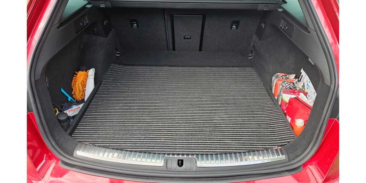 Seat Leon 78.000 km 17.500 &euro; Berlin 12349