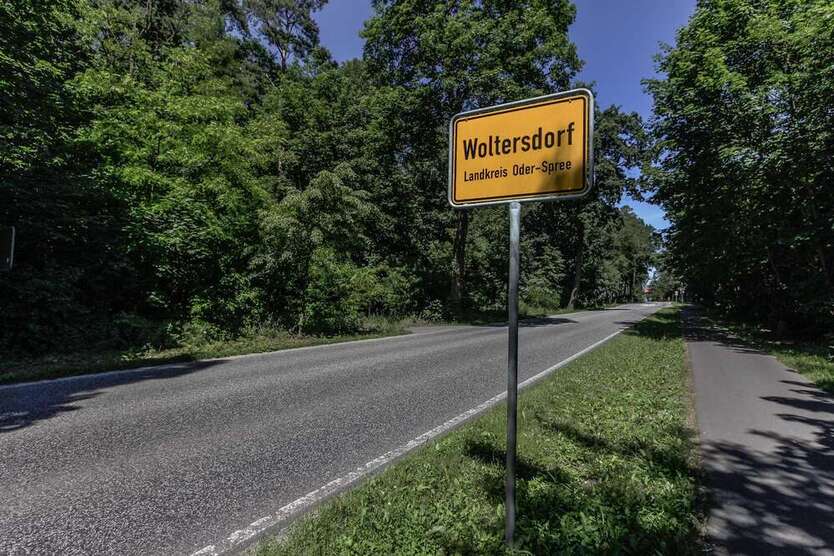 BAULAND IN WOLTERSDORF..? zimmer