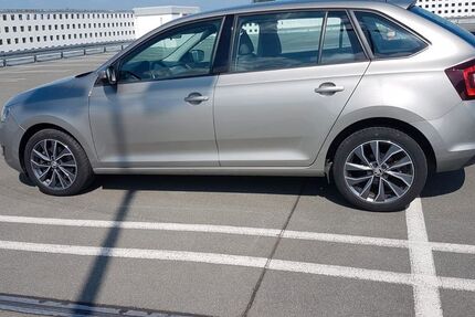 Skoda Rapid 67.600 km 13.490 € Berlin 13435