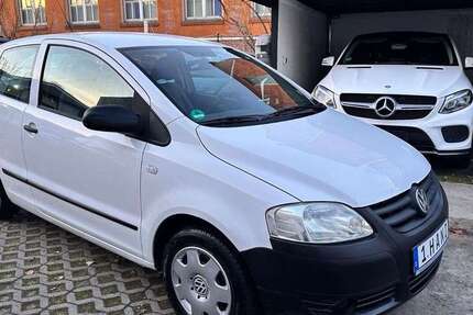 VW Fox 127.721 km 2.680 &euro; Berlin 13403