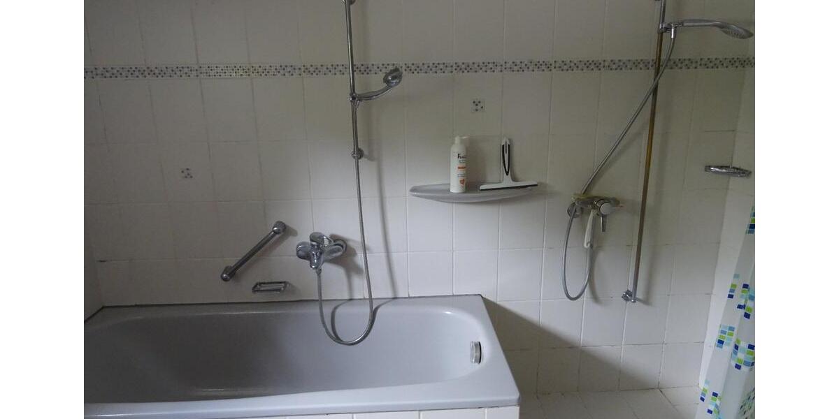 Einfamilienhaus Berlin Neukölln - 4 Zimmer, 110 m&sup2;, 1.300&euro; | Angebot:26631134