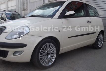 Lancia Ypsilon 132.200 km 2.799 &euro; Berlin 12277