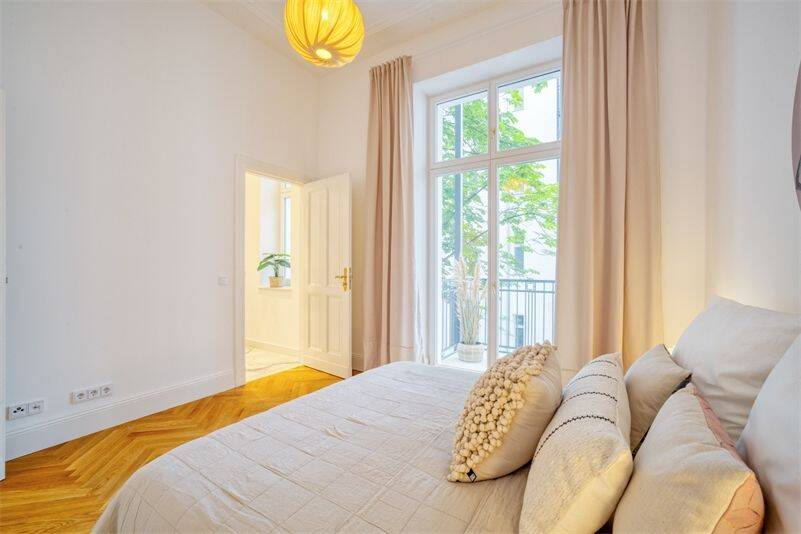 Etagenwohnung Berlin Wilmersdorf - 8 Zimmer, 260 m&sup2;, 2.990.000&euro; | Angebot:25986969