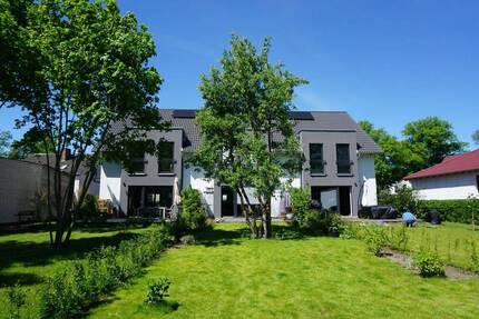Haus Königs Wusterhausen - 4 Zimmer, 125 m&sup2;, 1.850&euro; | Angebot:26486795