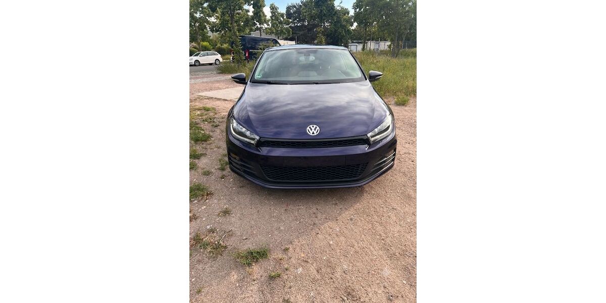 VW Scirocco 99.067 km 9.700 &euro; Berlin 13507