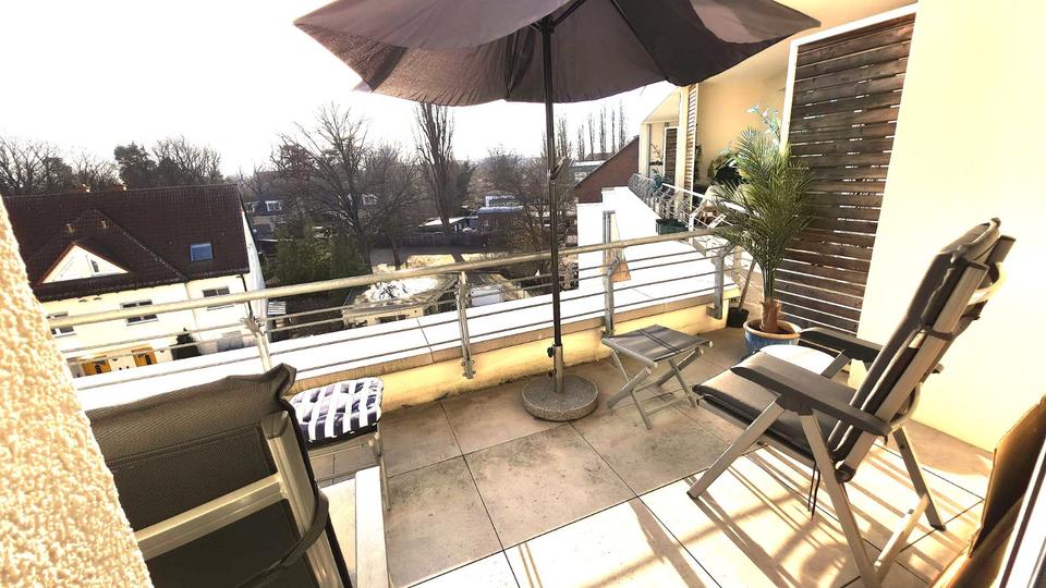 Dachgeschoßwohnung Berlin Reinickendorf - 3 Zimmer, 93 m&sup2;, 2.418&euro; | Angebot:25805999