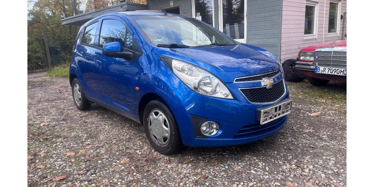 Chevrolet Spark 92.148 km 4.390 € Berlin 14167