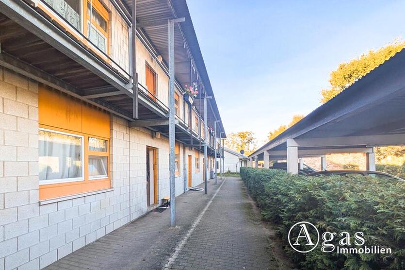 Ruhige Lage in Rehfelde: Helle 2-Zimmer-Erdgeschoss-Wohnung mit Terrasse und Stellplatz vor der Tür zimmer